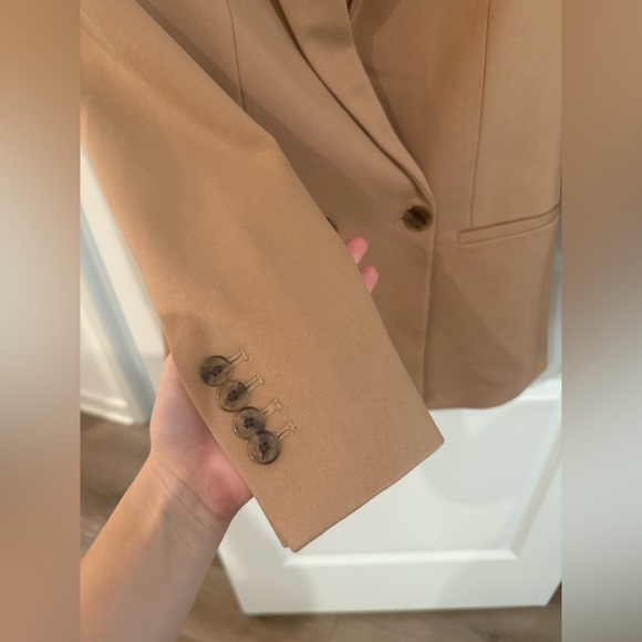 Express Tan Women's Blazer NWOT - Picture 4 of 5
